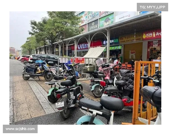 东莞南城总部基地“交通困局”:乱停占道与施工交织,政府回应来袭 东莞南城总部基地“交通困局”:乱停占道与施工交织,政府回应来袭